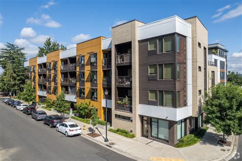 3820 S River Pky, Portland, OR 97267. . Apartments in beaverton under 800